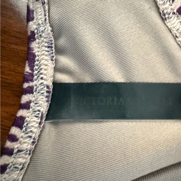 Victoria’s Secret 32D Bandeau Bikini Top Purple Ikat Tribal Strapless Swim 2014 - Picture 8 of 10